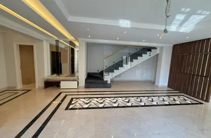 أي فيلا - 3 غرف نوم - 3 حمامات للايجار في ماونتن فيو هايد بارك - كمبوندات التجمع الخامس - التجمع الخامس - مدينة القاهرة الجديدة - القاهرة