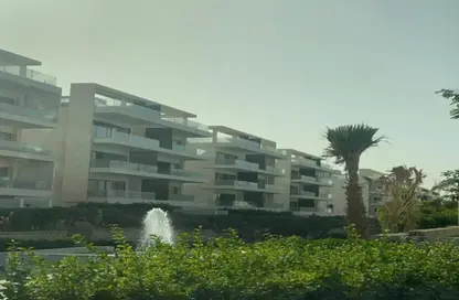 Apartment - 2 Bedrooms - 2 Bathrooms for sale in Lake View Residence 2 - 5th Settlement Compounds - The 5th Settlement - New Cairo City - Cairo