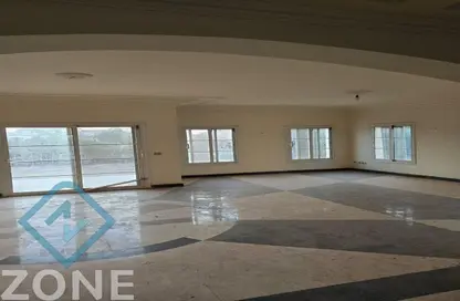 iVilla - 4 Bedrooms - 4 Bathrooms for rent in Privado - Madinaty - Cairo