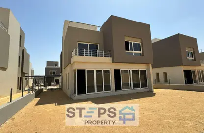 Villa - 5 Bedrooms - 4 Bathrooms for sale in Etapa - Sheikh Zayed Compounds - Sheikh Zayed City - Giza