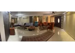 فيلا - 3 غرف نوم - 2 حمامات للايجار في شارع اللاسلكي - حي المعادي - القاهرة