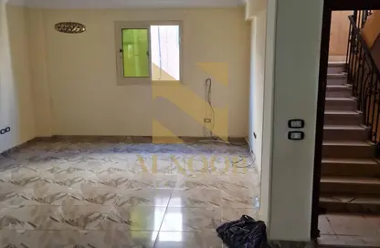 شقة - 2 غرف نوم - 1 حمام للايجار في شارع 7 - الحي الثالث - مدينة 6 أكتوبر - الجيزة شقة - 2 غرف نوم - 1 حمام للايجار في شارع 7 - الحي الثالث - مدينة 6 أكتوبر - الجيزة