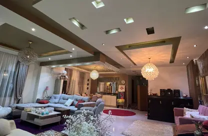 Roof - 3 Bedrooms - 2 Bathrooms for sale in El Yasmeen 2 - El Yasmeen - New Cairo City - Cairo