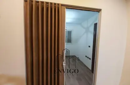 Apartment - 4 Bedrooms - 2 Bathrooms for sale in Abo Gaafar Al Nahas St. - Masaken Al Mohandesin - Nasr City - Cairo