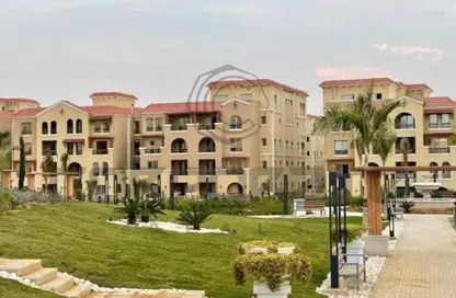 شقة - 3 غرف نوم - 3 حمامات للبيع في معادى فيو - كمبوندات الشروق - مدينة الشروق - القاهرة