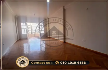 شقة - 3 غرف نوم - 2 حمامات للبيع في شارع أديمون فريمون - سموحة - حي شرق - الاسكندرية