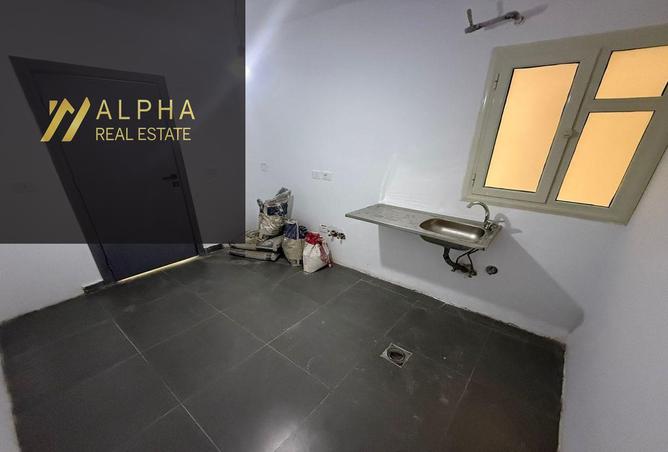 8384980 - Property Image 3