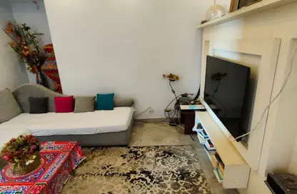Apartment - 2 Bedrooms - 2 Bathrooms for rent in Street 10 - 1st District - Sheikh Zayed City - Giza