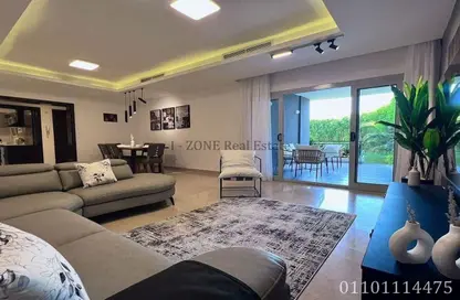 Apartment - 3 Bedrooms - 3 Bathrooms for sale in Moon Residences - Fifth Square - The 5th Settlement - New Cairo City - Cairo