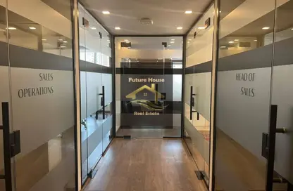 Office Space - Studio - 3 Bathrooms for rent in Rayhanah Plaza - Zahraa El Maadi - Hay El Maadi - Cairo