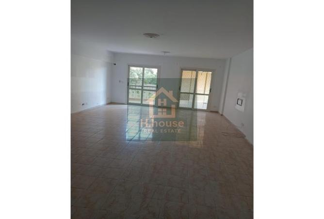 8370732 - Property Main Image