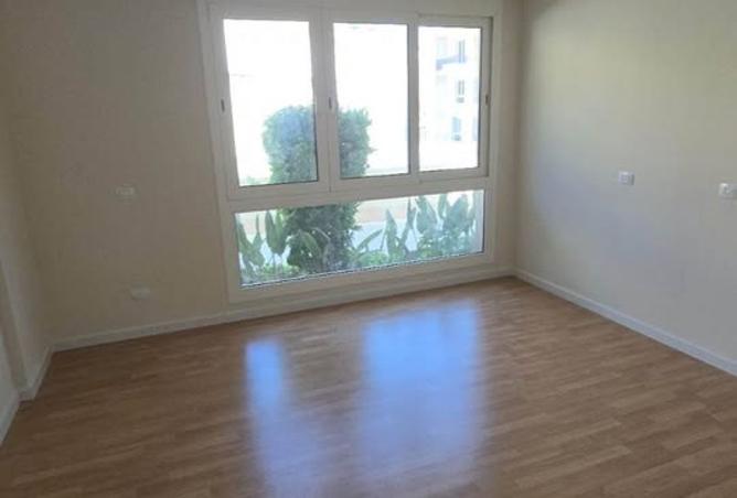 8376692 - Property Image 3