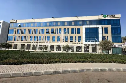 Retail - Studio - 1 Bathroom for rent in Mivida - 5th Settlement Compounds - The 5th Settlement - New Cairo City - Cairo