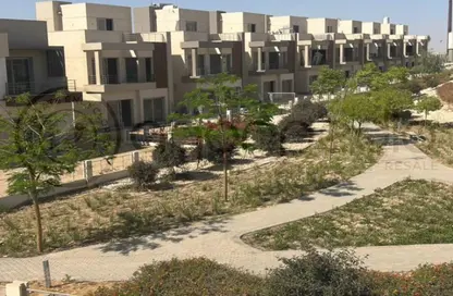 Townhouse - 4 Bedrooms - 4 Bathrooms for sale in The Residences - Hyde Park - New Cairo City - Cairo