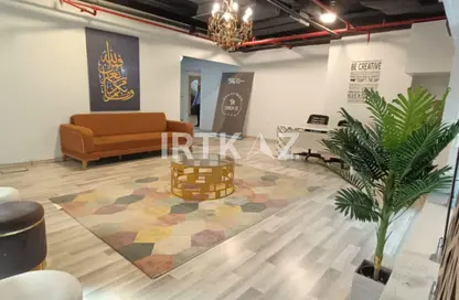 مساحات مكتبية - استوديو - 1 حمام للايجار في أرقى مول - شارع التسعين الجنوبي - التجمع الخامس - مدينة القاهرة الجديدة - القاهرة