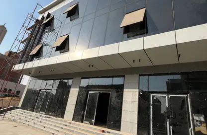 بناية كاملة - استوديو - 8 حمامات للبيع في شارع مجمع البنوك - شارع التسعين الجنوبي - التجمع الخامس - مدينة القاهرة الجديدة - القاهرة