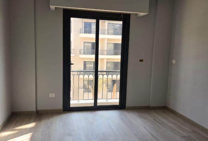 8273973 - صورة العقار 2