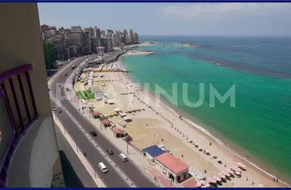 شقة - 3 غرف نوم - 2 حمامات للبيع في شارع مدرسة العصافرة - سيدي بشر - حي اول المنتزة - الاسكندرية