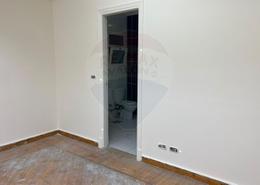 Apartment - 4 bedrooms for للايجار in Sant Square - Kafr Abdo - Roushdy - Hay Sharq - Alexandria