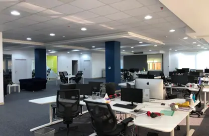 مساحات مكتبية - استوديو - 2 حمامات للايجار في محور محمد نجيب - ابو الهول - مدينة القاهرة الجديدة - القاهرة