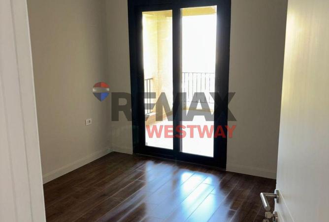 8473726 - Property Image 2