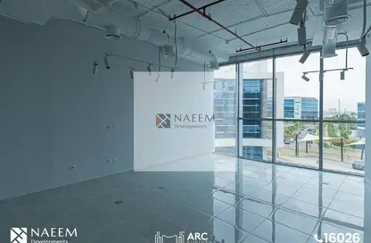 Office Space - Studio - 2 Bathrooms for rent in Smart Village - Cairo Alexandria Desert Road - 6 October City - Giza