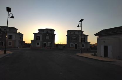 Twin House - 3 Bedrooms - 3 Bathrooms for sale in Mivida - 5th Settlement Compounds - The 5th Settlement - New Cairo City - Cairo