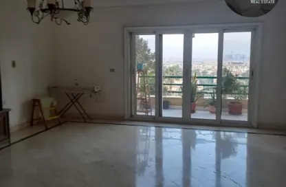 Apartment - 3 Bedrooms - 2 Bathrooms for sale in Zayed 2000 - 4th District - Sheikh Zayed City - Giza