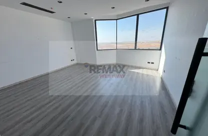 Office Space - Studio - 4 Bathrooms for rent in The Lane - 26th of July Corridor - Sheikh Zayed City - Giza