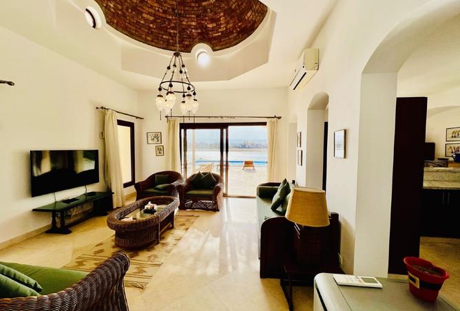 8099975 - Property Image 2