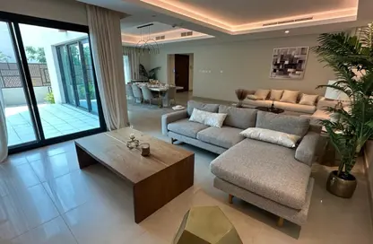 Villa - 4 Bedrooms - 4 Bathrooms for sale in Etapa - Sheikh Zayed Compounds - Sheikh Zayed City - Giza