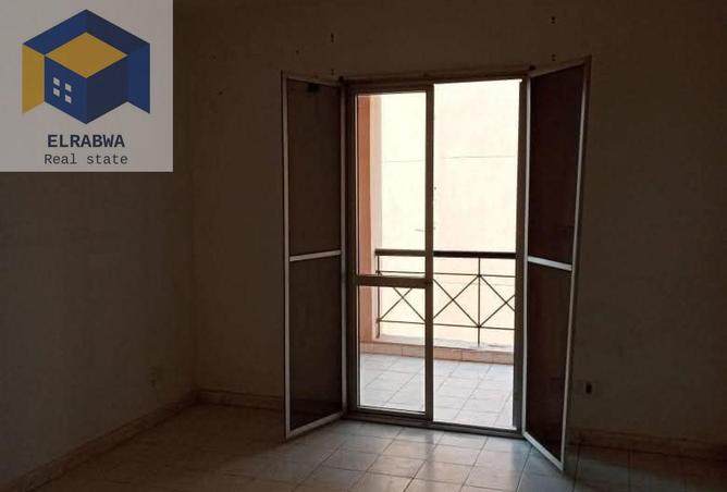 8211415 - Property Image 3