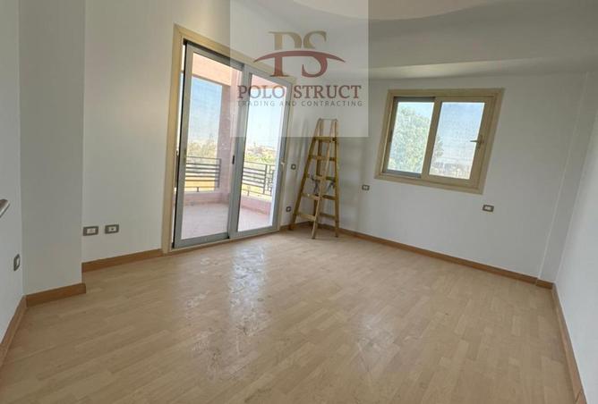 8060973 - Property Image 2