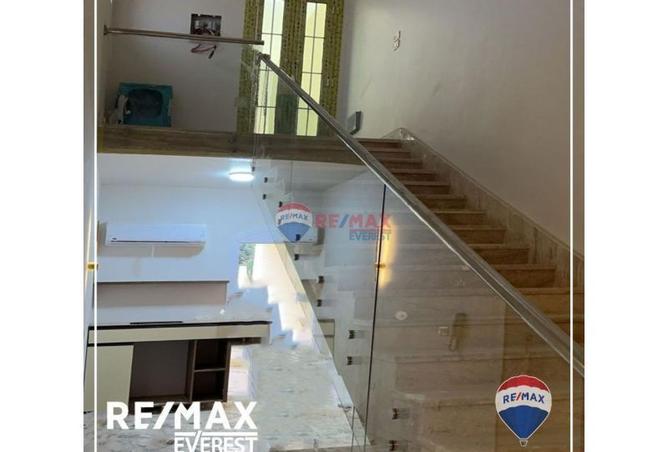 8300614 - Property Image 3