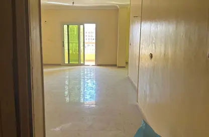 شقة - 3 غرف نوم - 2 حمامات للايجار في اللوتس الشمالي - حى اللوتس - مدينة القاهرة الجديدة - القاهرة