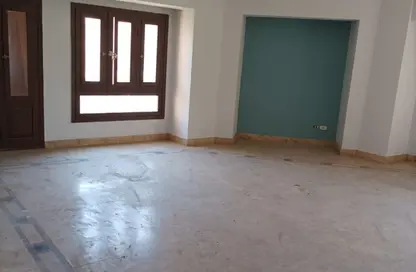 شقة - 3 غرف نوم - 3 حمامات للبيع في شارع 2 - الحي الثاني - التجمع الخامس - مدينة القاهرة الجديدة - القاهرة