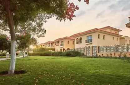 Apartment - 1 Bedroom - 2 Bathrooms for sale in Hyde Park - New Cairo City - Cairo