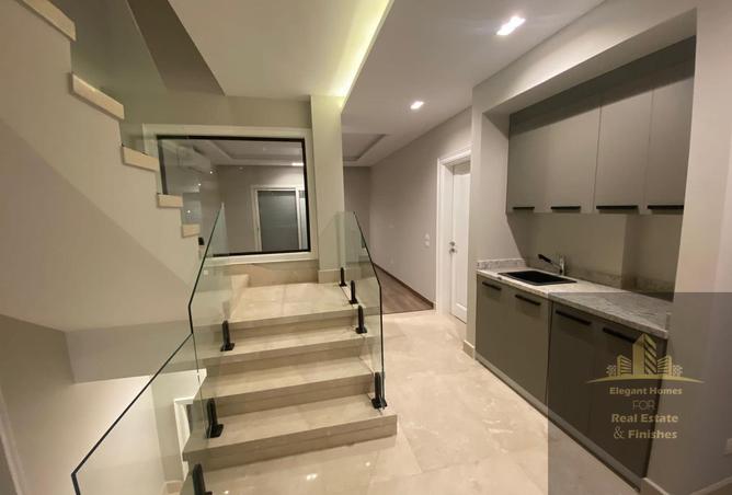 8081843 - Property Image 2