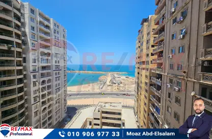 شقة - 3 غرف نوم - 2 حمامات للبيع في شارع الطفولة السعيدة - سيدي بشر - حي اول المنتزة - الاسكندرية