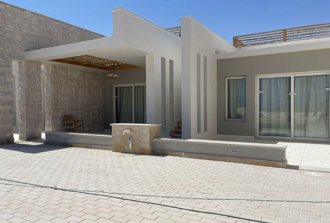 8188644 - Property Image 2