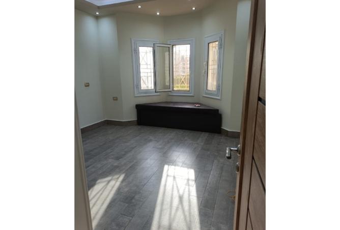 8364987 - Property Image 2