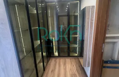 شقة - 3 غرف نوم - 3 حمامات للايجار في أكتوبر بلازا - كمبوندات 6 أكتوبر - مدينة 6 أكتوبر - الجيزة