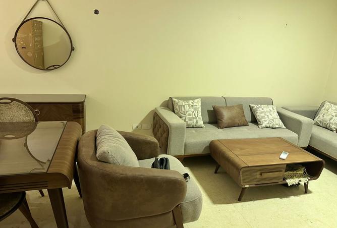 8120130 - Property Image 3