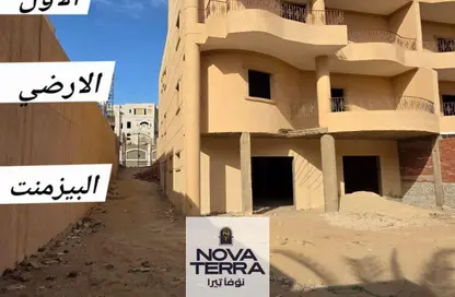 Villa - 7+ Bedrooms - 7+ Bathrooms for sale in Street 13 - 13th District - Sheikh Zayed City - Giza