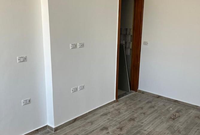 7915748 - Property Image 3
