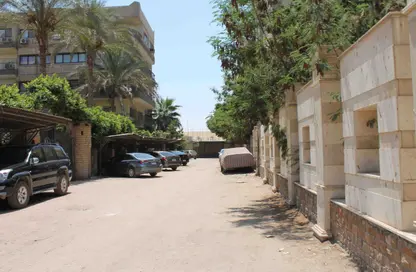 Bulk Sale Unit - Studio - 7+ Bathrooms for sale in Al Haram  St. - Giza District - Ganoub El Giza - Giza