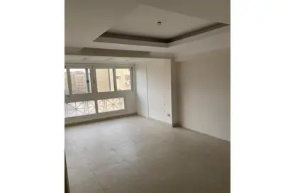 Apartment - 3 Bedrooms - 3 Bathrooms for sale in Hay El Ashgar - Al Wahat Road - 6 October City - Giza