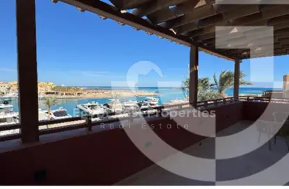 شقة - 2 غرف نوم - 2 حمامات للبيع في ابو تيج مارينا - الجونة - الغردقة - محافظة البحر الاحمر