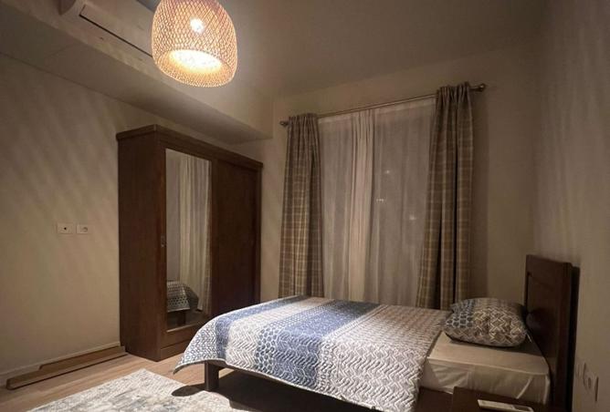 8443302 - Property Image 2