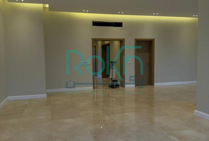 8214813 - Property Image 2